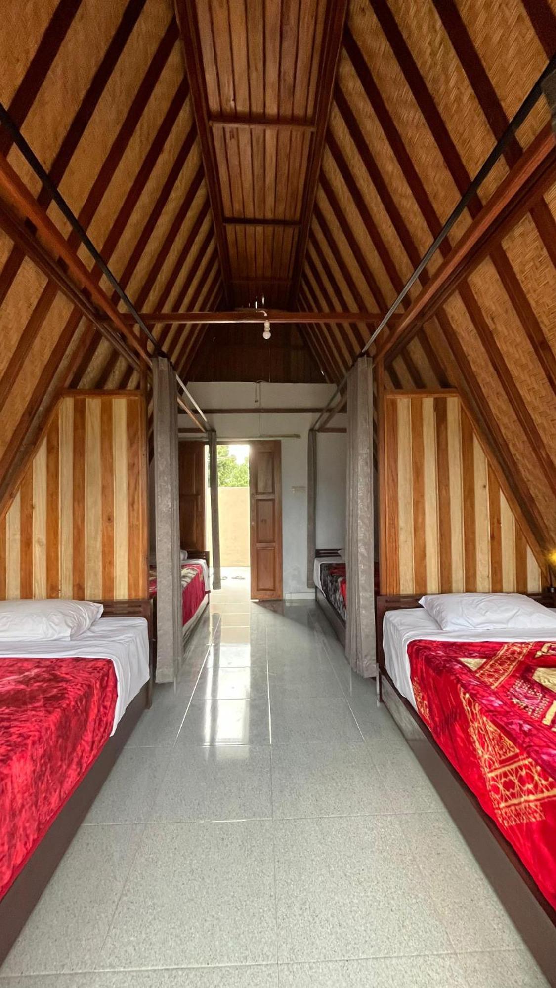 Puri Pilihani Hostel 姆杜克 外观 照片